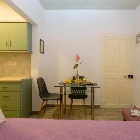 Emy's Studio Corfu شقة *